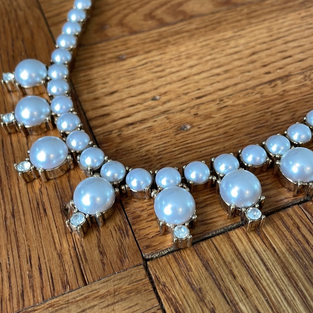 NWOT Pearl Statement Necklace
